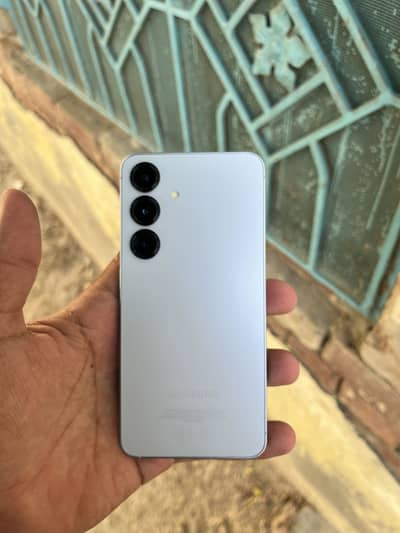 Samsung Mobile S25
