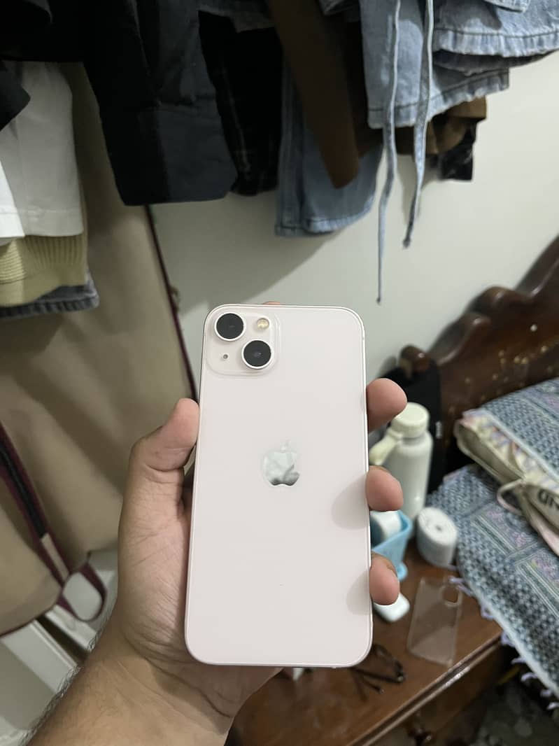 Apple iPhone 13 2