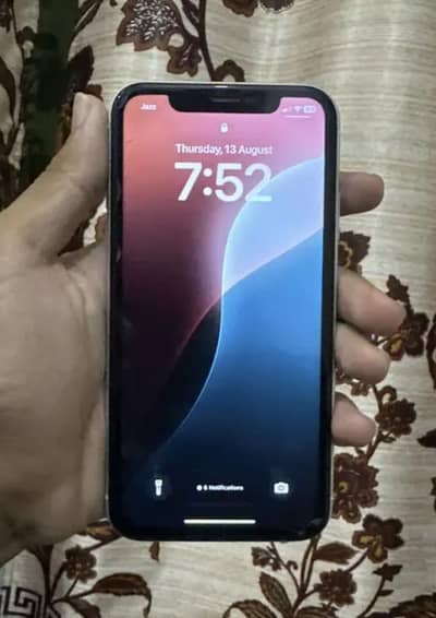 Apple IPhone XR official pta 128gb white color(exchange possible)