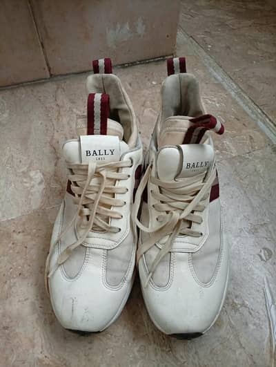 Bally Sneakers - EU 5E / US 6D - Authentic Luxury