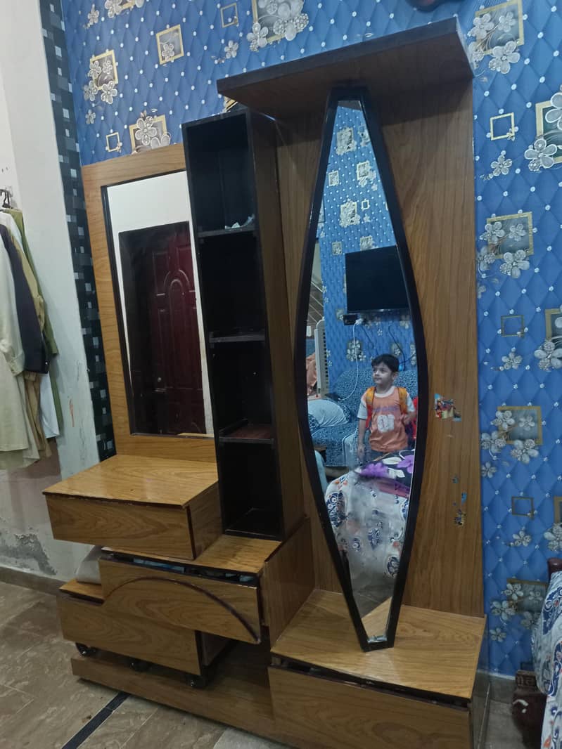 dressing Table 1