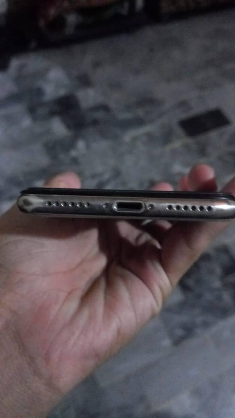 Apple iPhone X 1