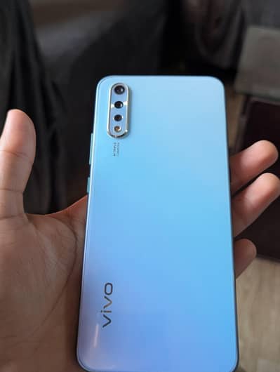 Vivo S1