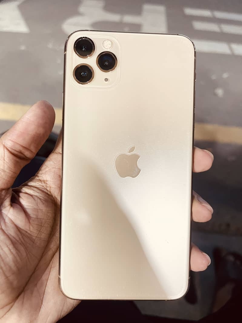 Apple iPhone 11 Pro Max 0