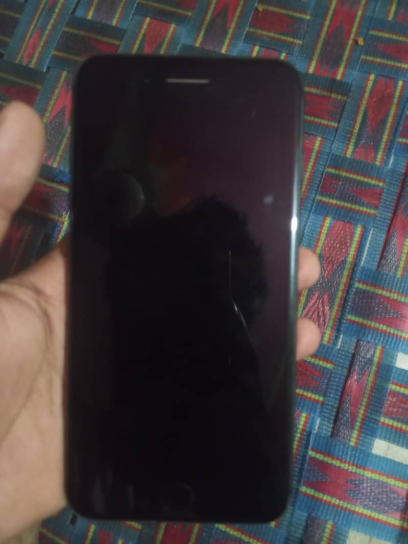 Apple iPhone 8 Plus 7