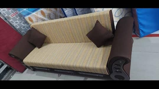 Sofa cumbed