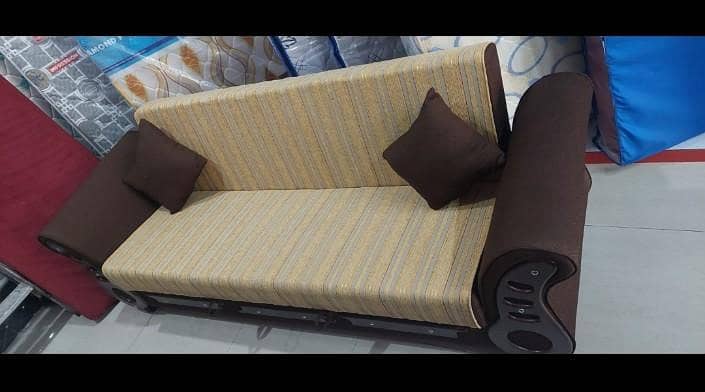 Sofa cumbed 0