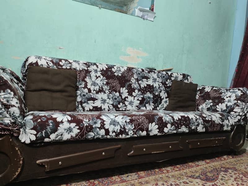 Sofa cumbed 2