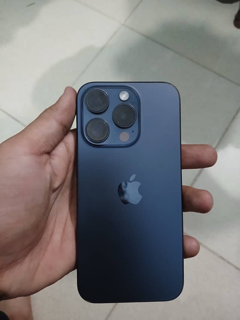 iPhone 15 Pro 0