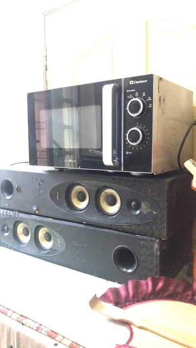 Microwave Oven