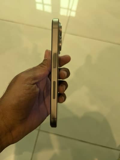 Apple iPhone 15 Pro