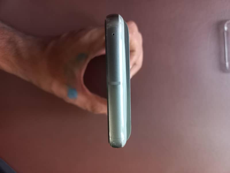 Google Pixel 8 3