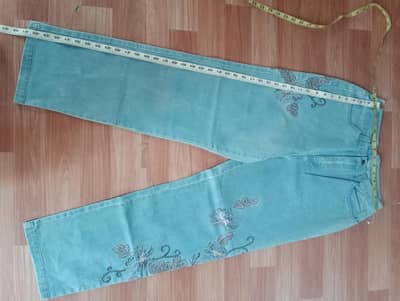 jeans