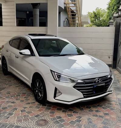Hyundai Elantra 2022