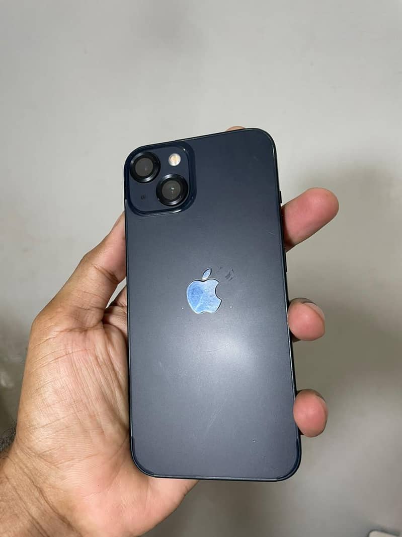 Apple iPhone 13 7