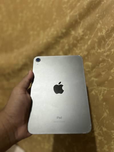 Ipad mini 6 with box