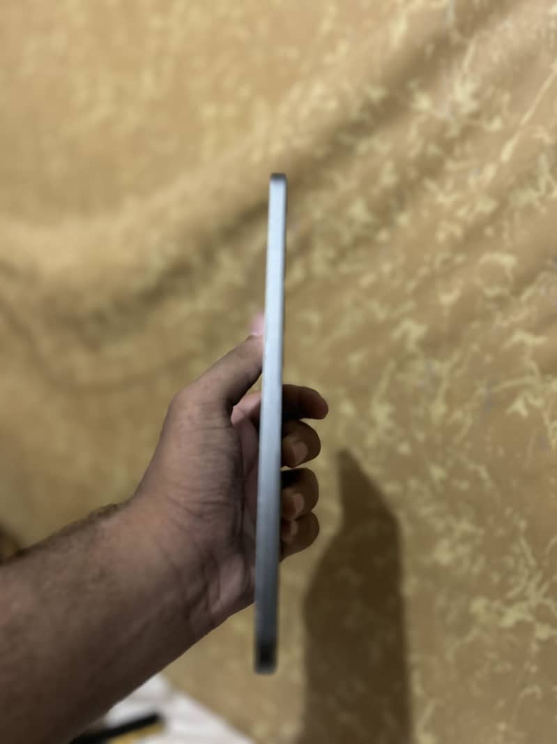 Ipad mini 6 with box 1