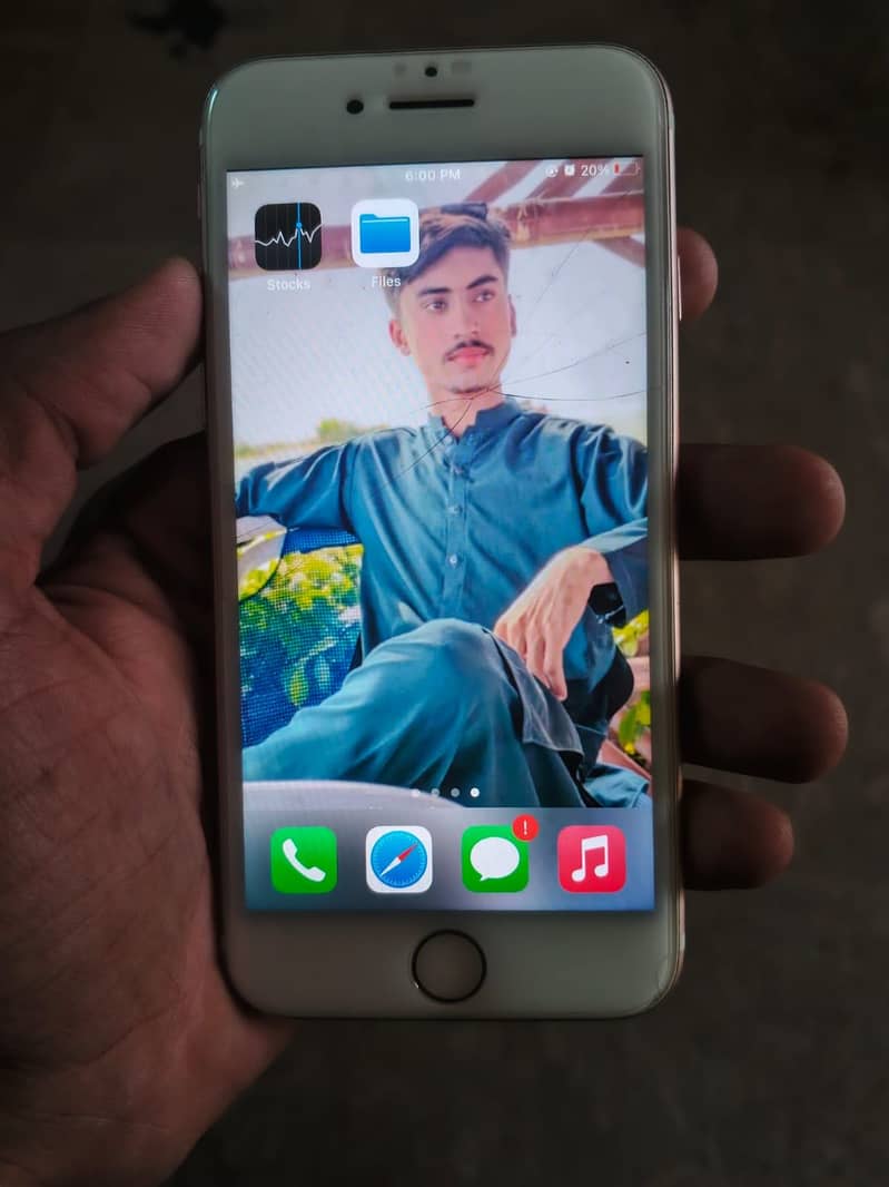 Apple iPhone 7 7