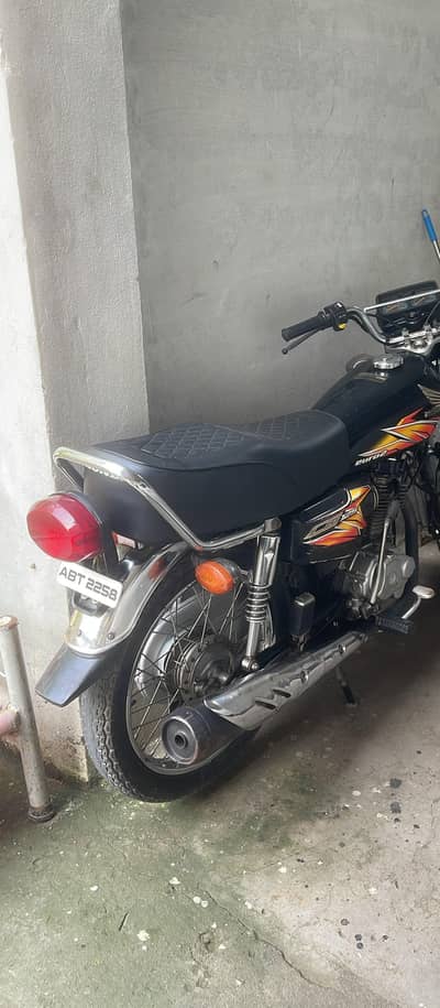 Honda 125 1st owner lush condition all ok no any falut