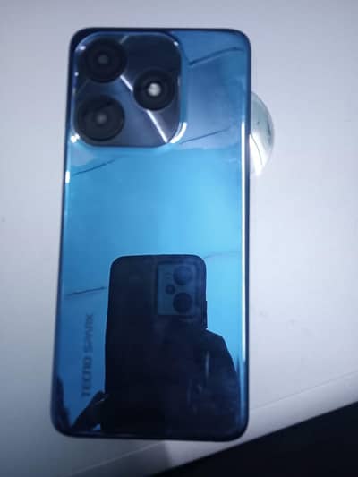 Tecno Spark 10C 4+4 ram/128 GB
