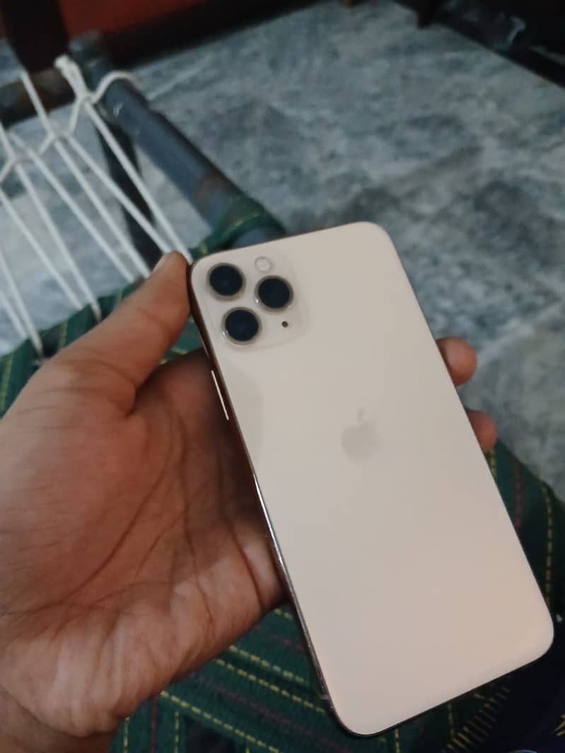 Apple iPhone 11 Pro 5