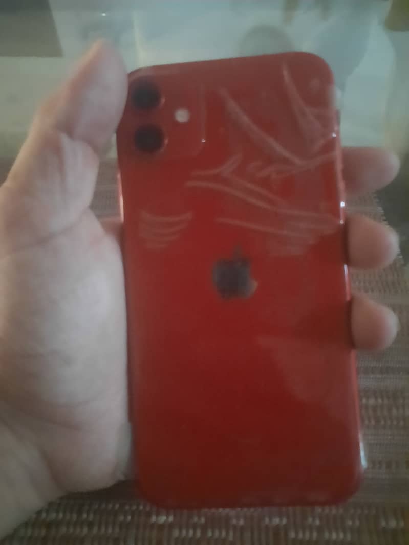 Apple iPhone 11 4