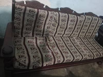 good wooden soofa set for sale