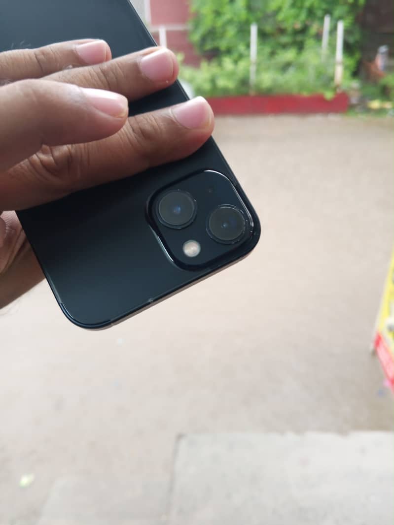 Apple iPhone 13 1