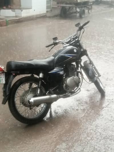 Suzuki 150 Gs