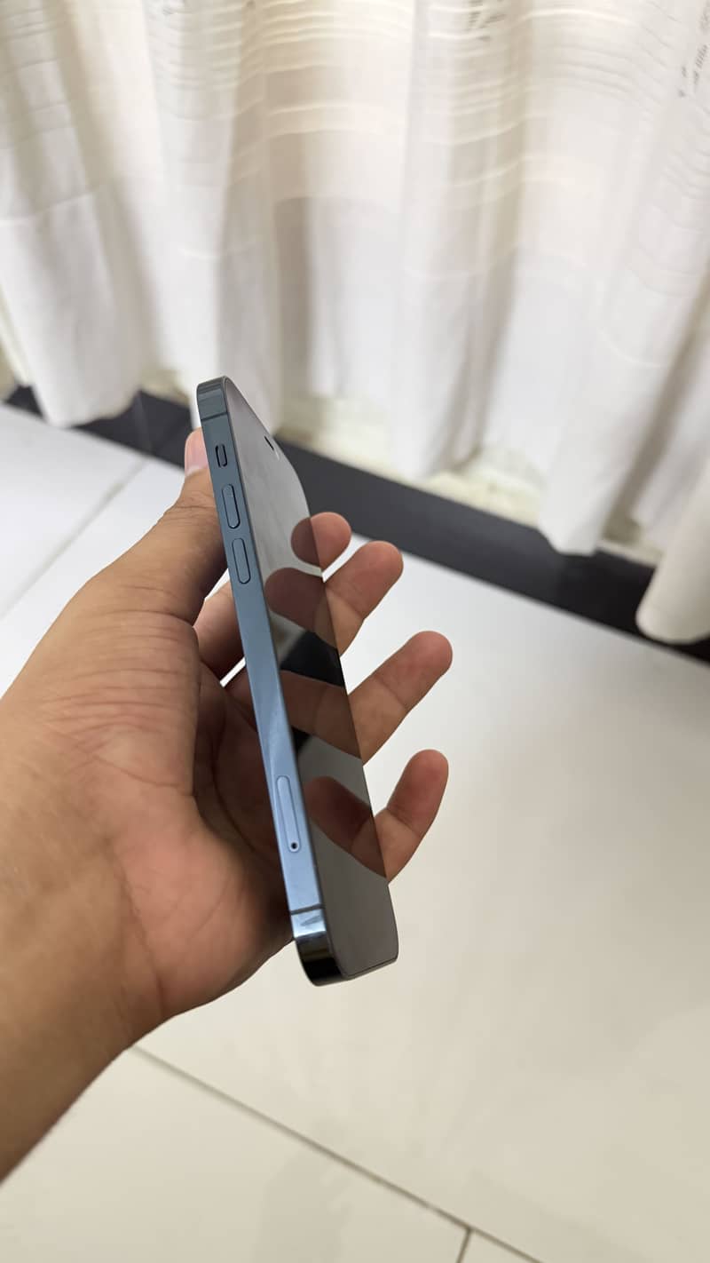Apple iPhone 12 Pro 1