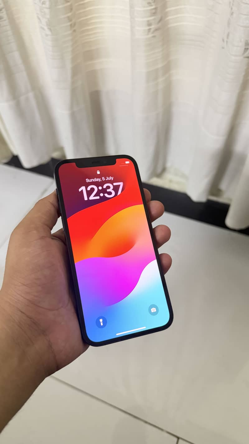 Apple iPhone 12 Pro 2