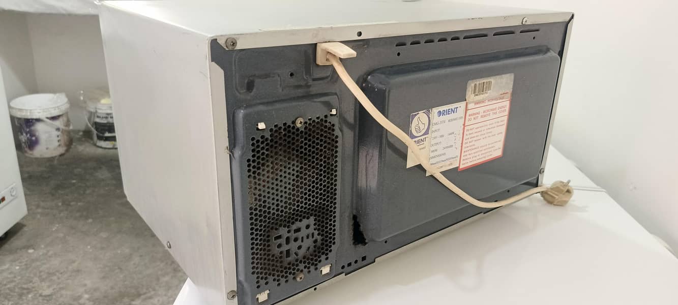 orient microwave 1