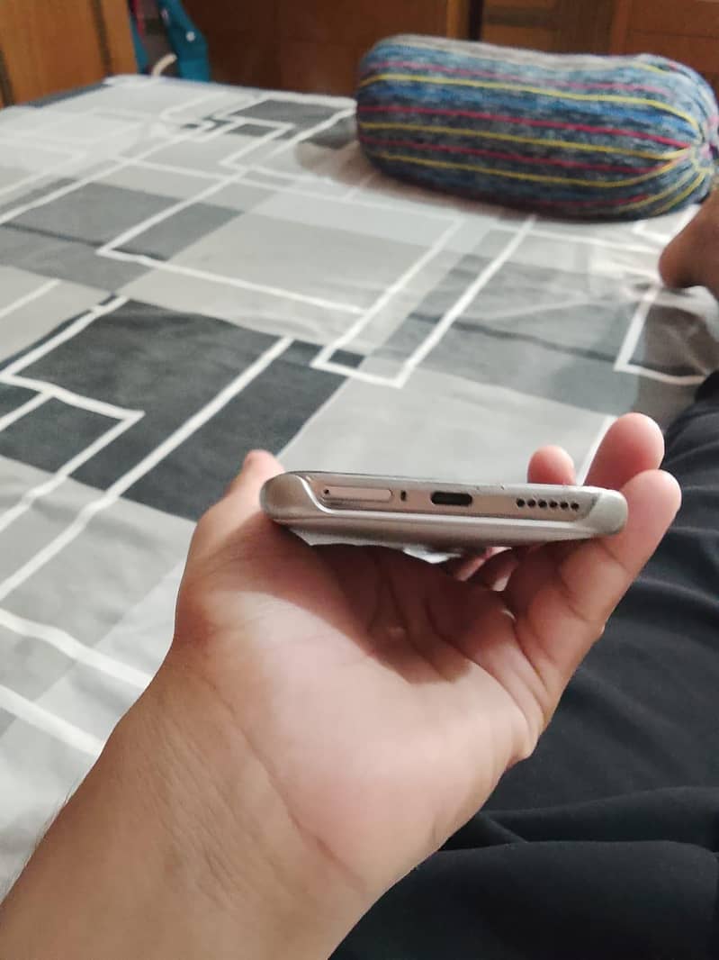 Tecno camon 50 pro 2