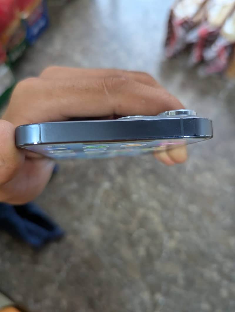 Apple iPhone 13 Pro Max 3