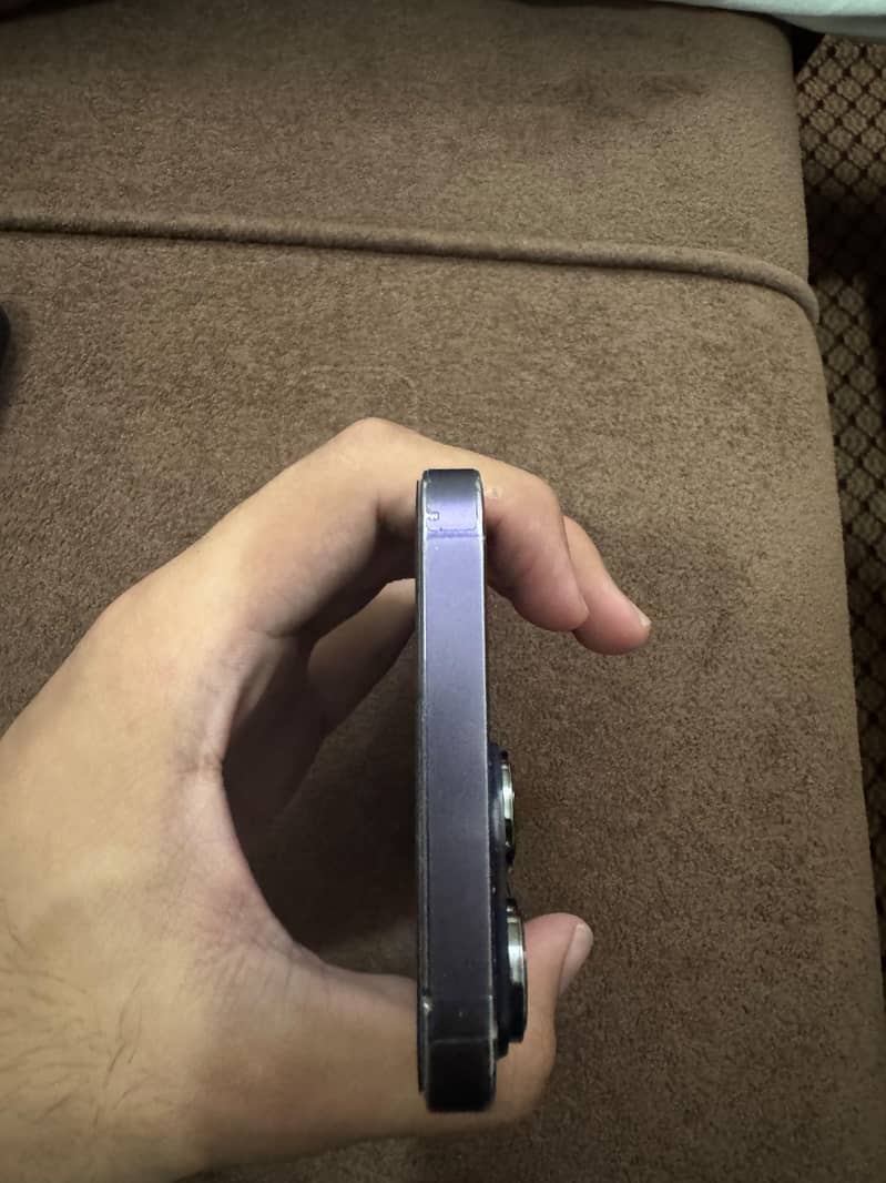 Apple iPhone 14 Pro Max 2