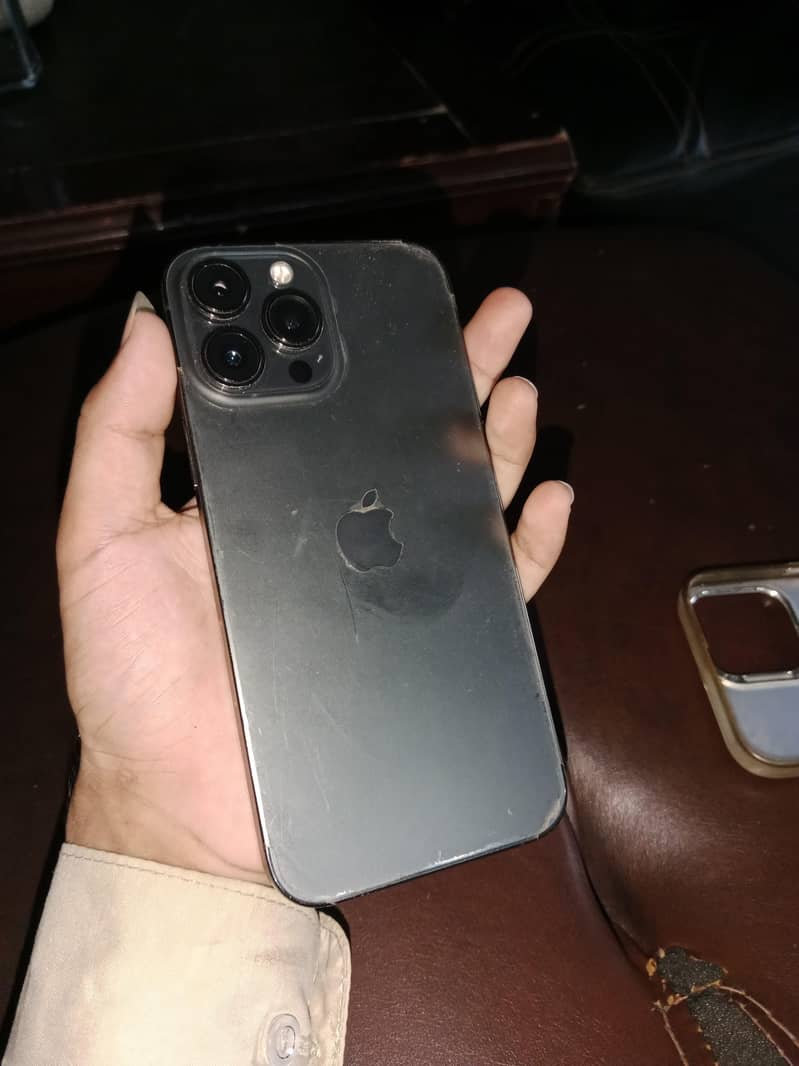 Apple iPhone 13 Pro Max 0