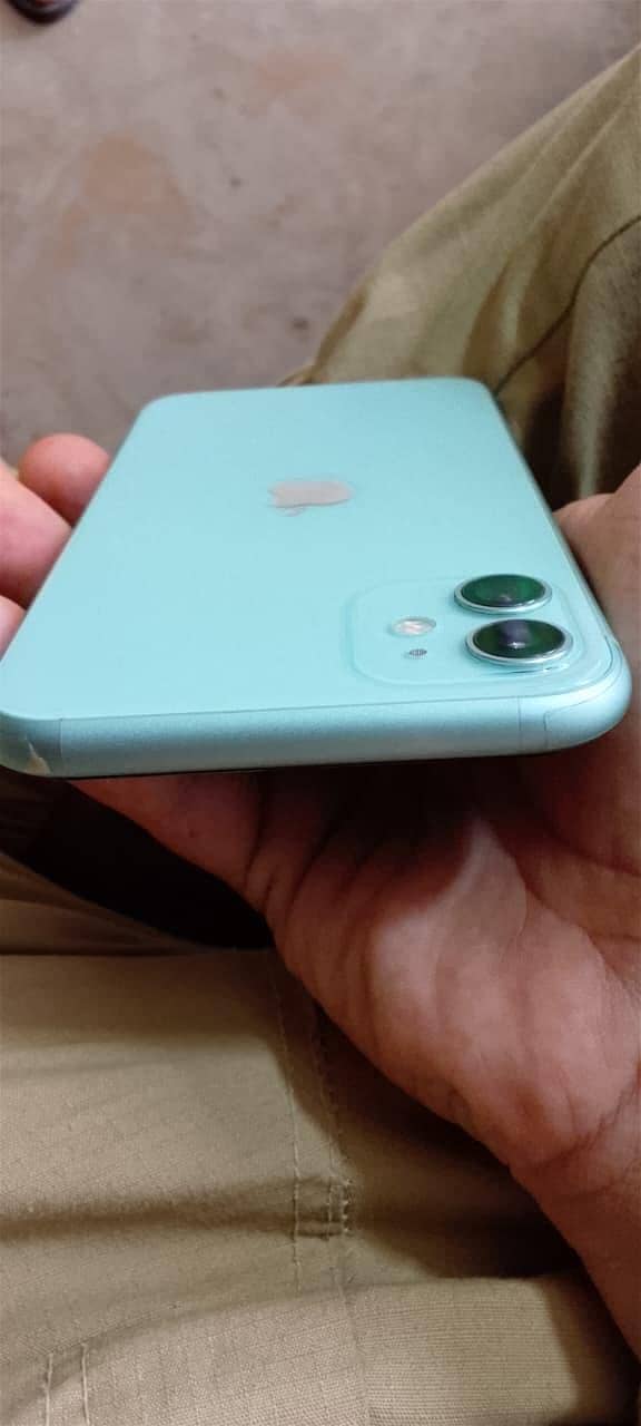 iphone 11 3