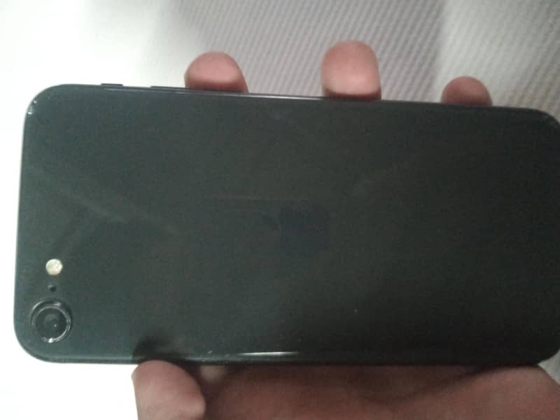 Apple iPhone SE 3