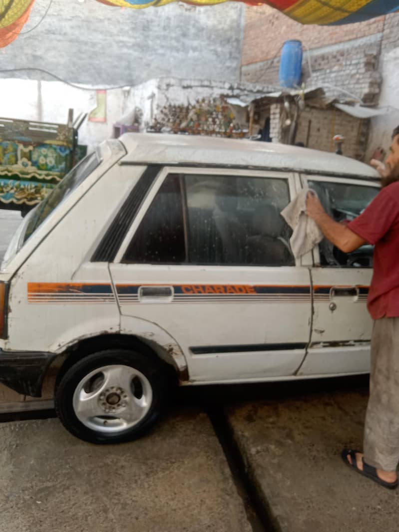 Daihatsu 9