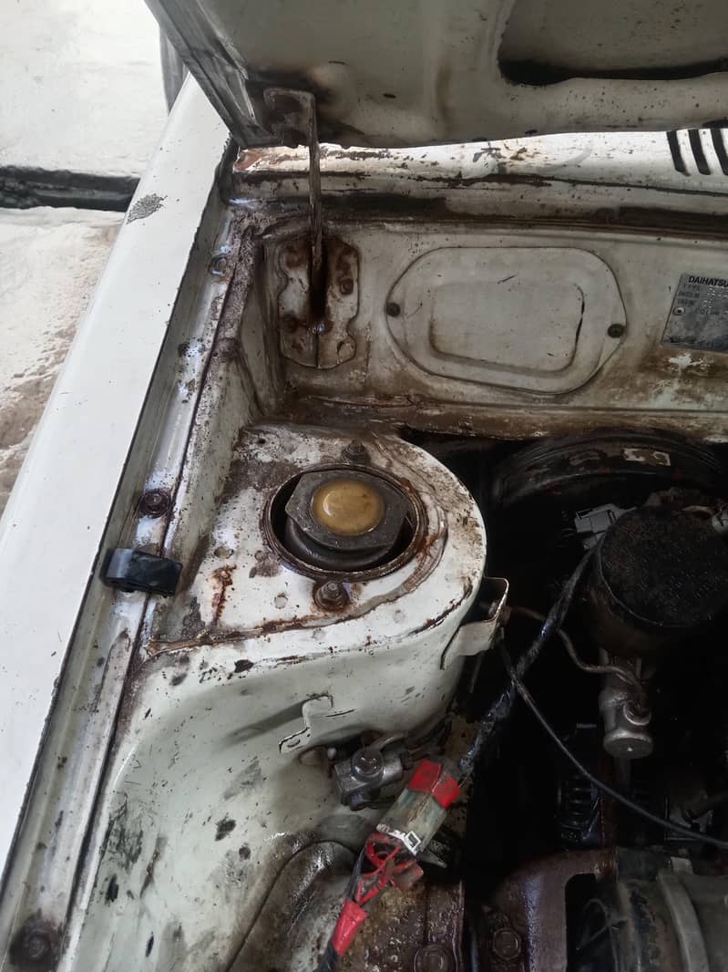 Daihatsu 13