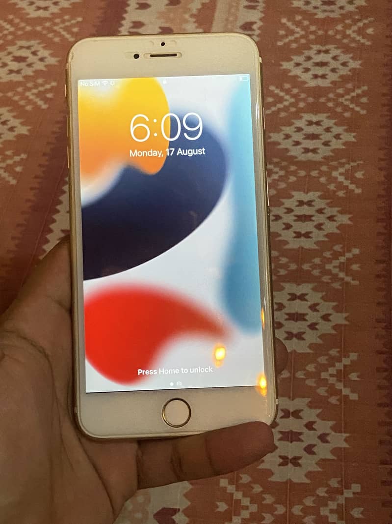 Apple iPhone 6S Plus 0