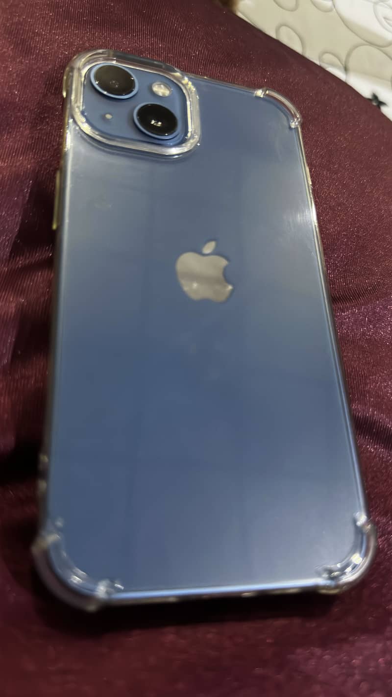 Apple iPhone 13 7