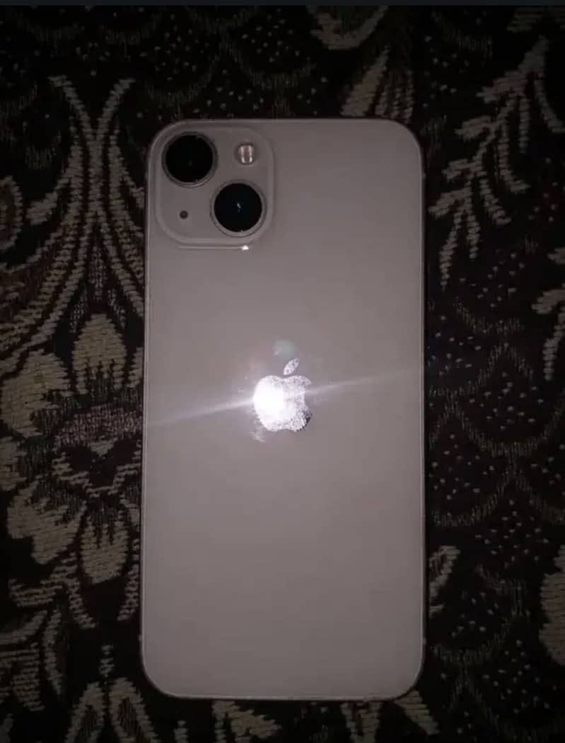 Apple iPhone 13 1