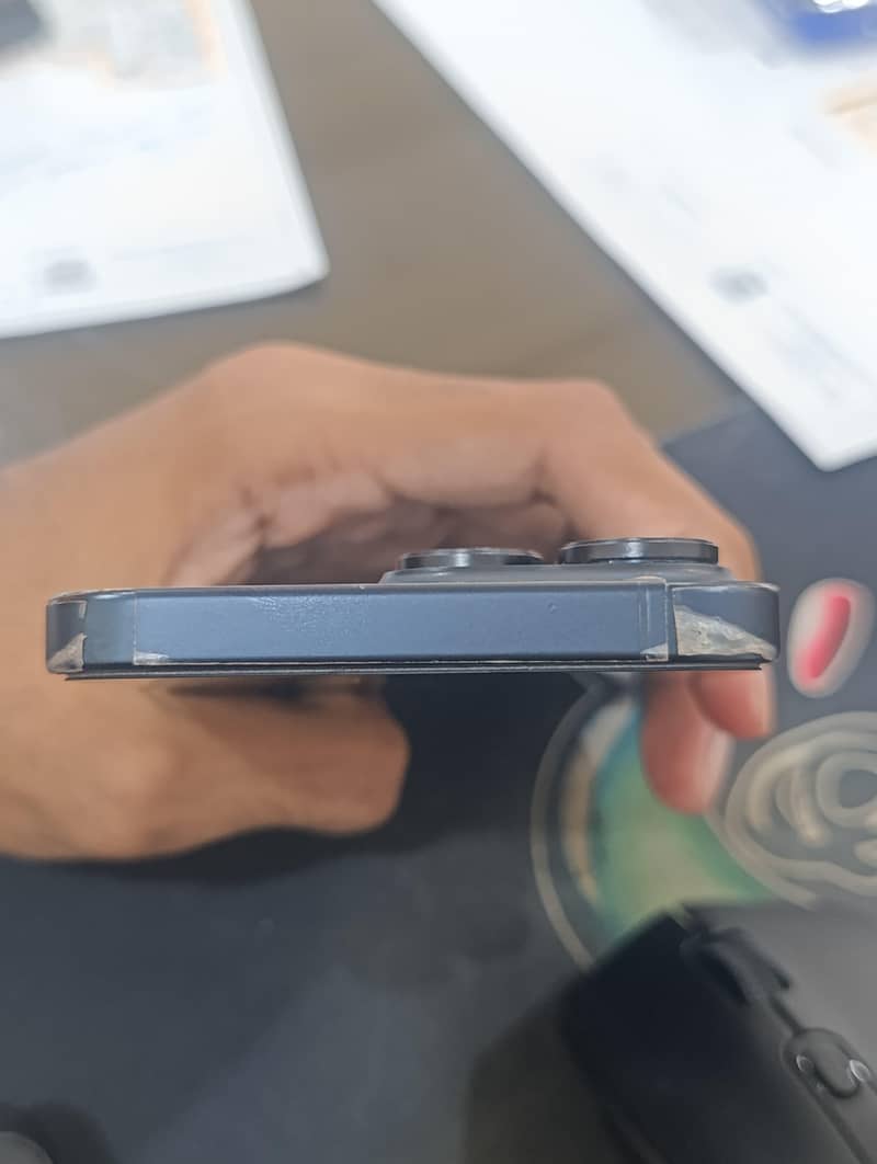 Apple iPhone 15 Pro Max 3