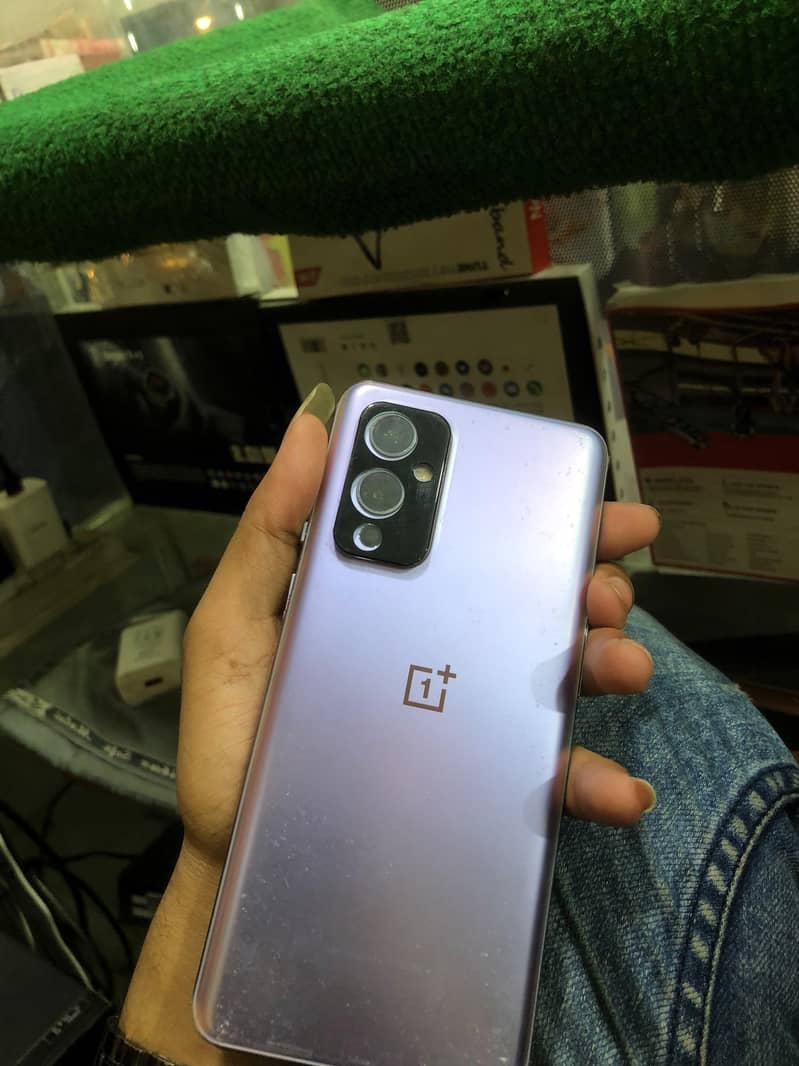 One Plus 9 4