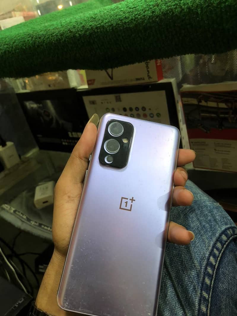 One Plus 9 6