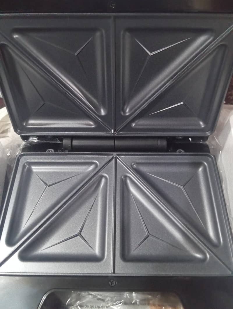 sandwich maker 4