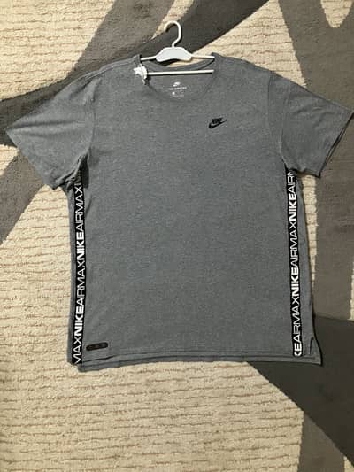 NIKE AIRMAX T-shirt