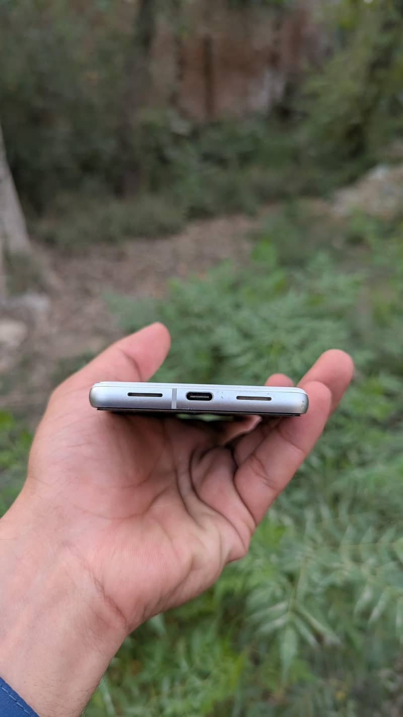 Google Pixel 7 3