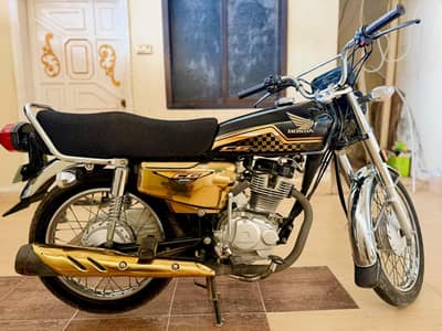 Honda 125 Self Start 2024 Gold Limited Edition